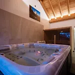 Chalet-spa Le Cervin Chalet